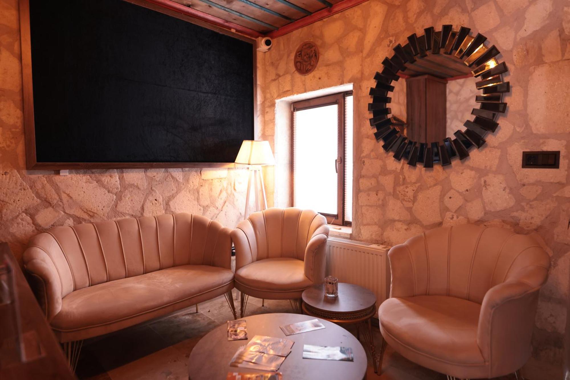 Stone Owl Otel & Restaurant Uçhisar Extérieur photo