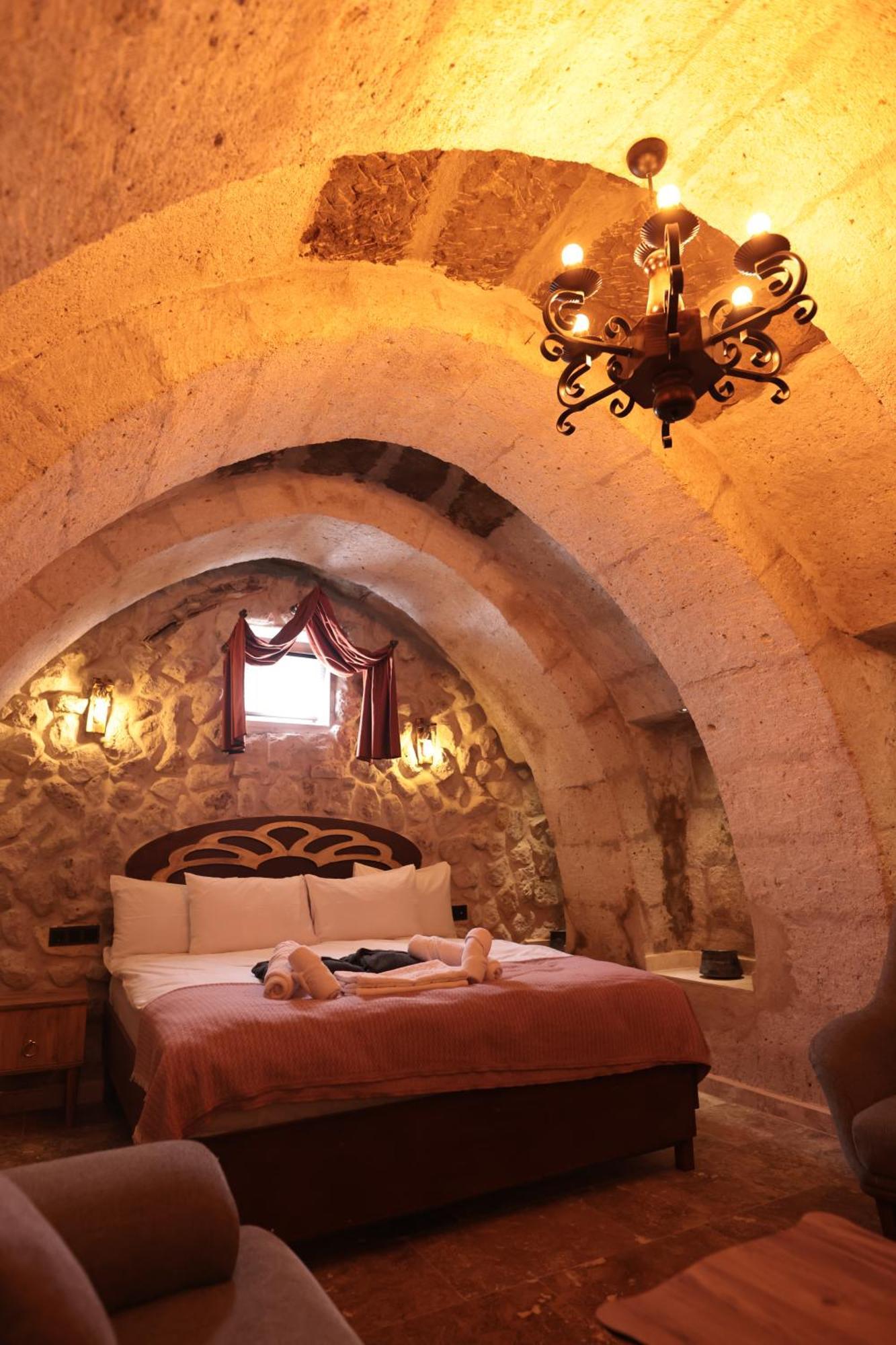 Stone Owl Otel & Restaurant Uçhisar Extérieur photo