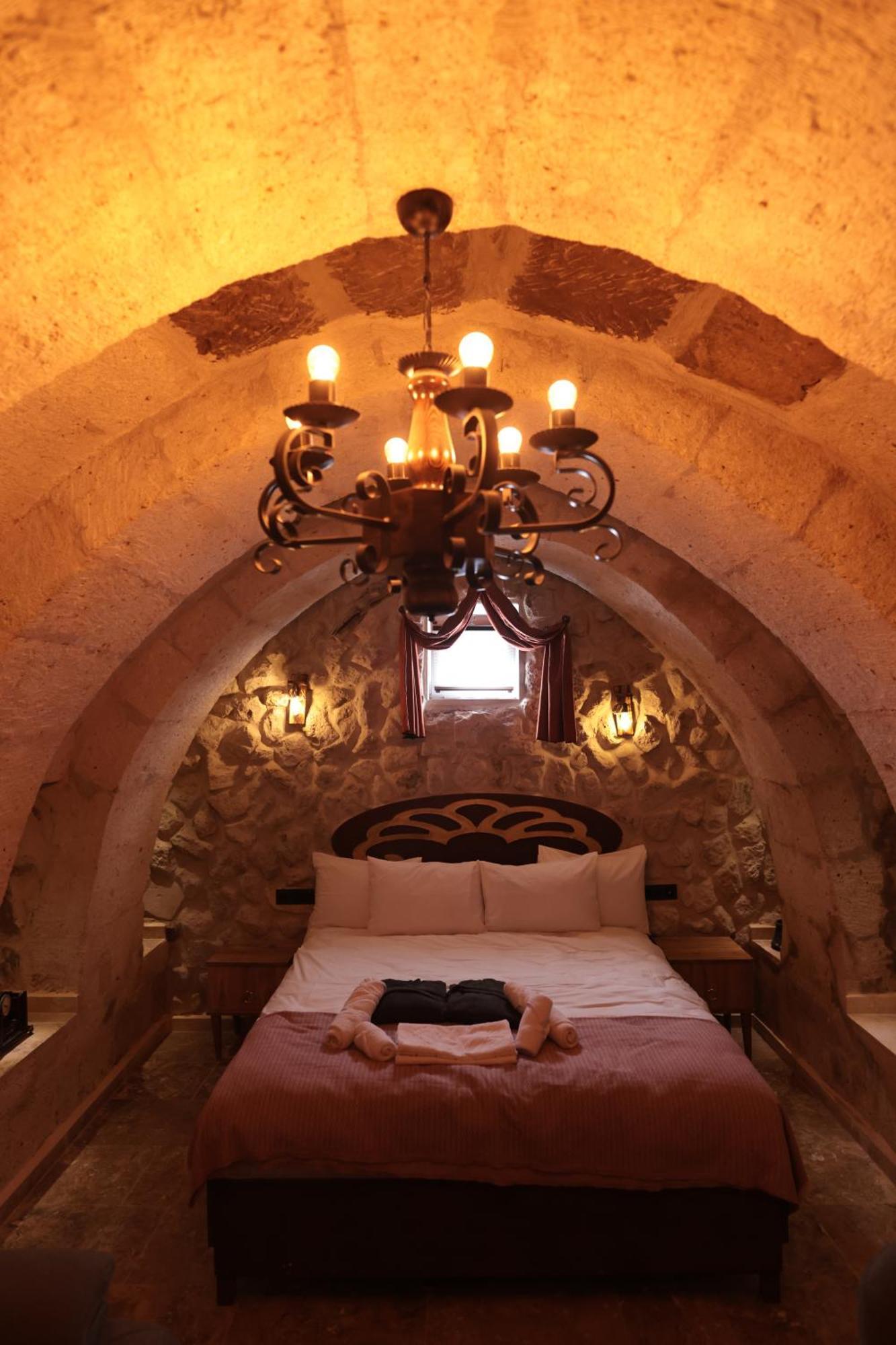 Stone Owl Otel & Restaurant Uçhisar Extérieur photo