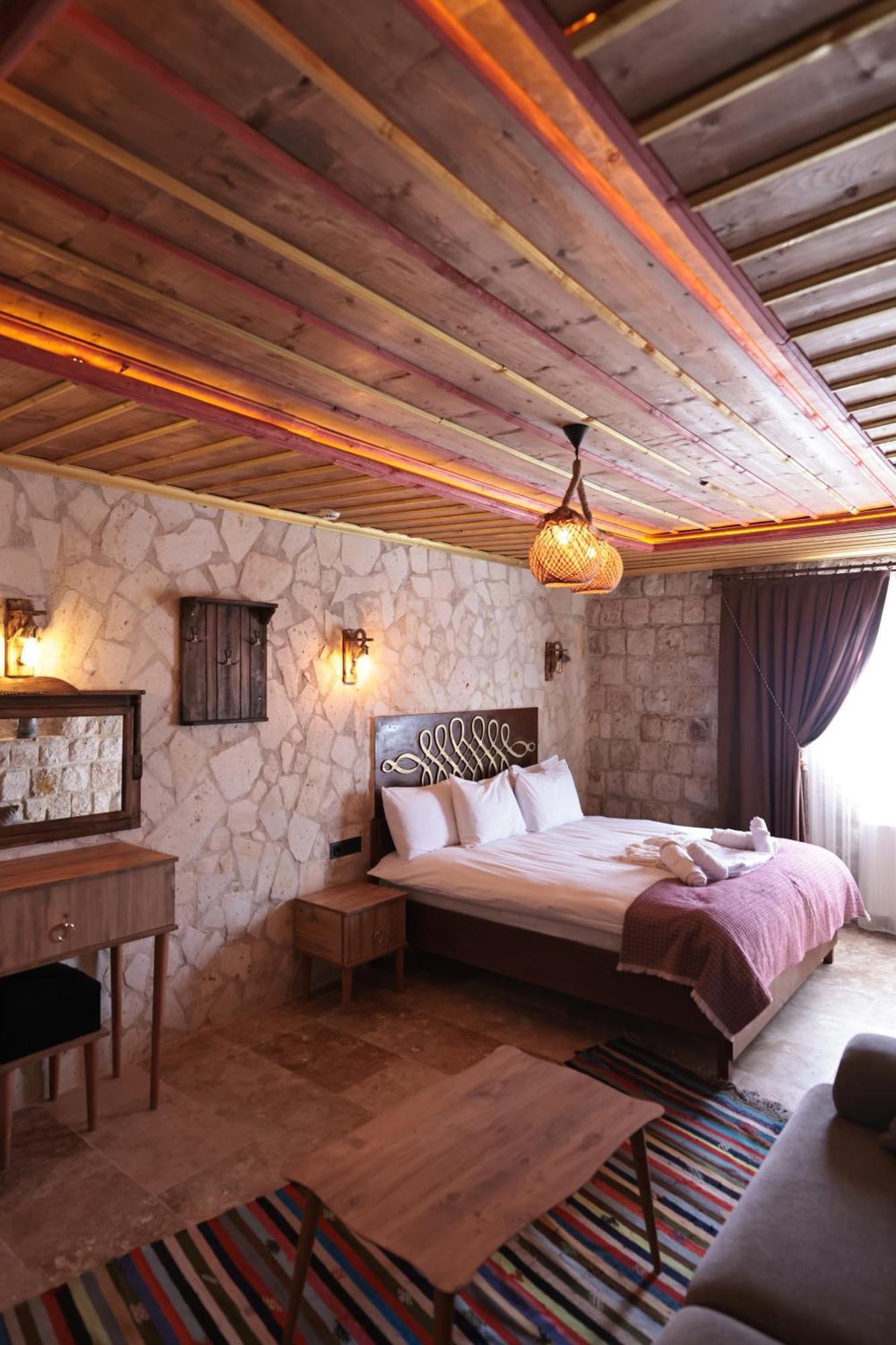 Stone Owl Otel & Restaurant Uçhisar Extérieur photo